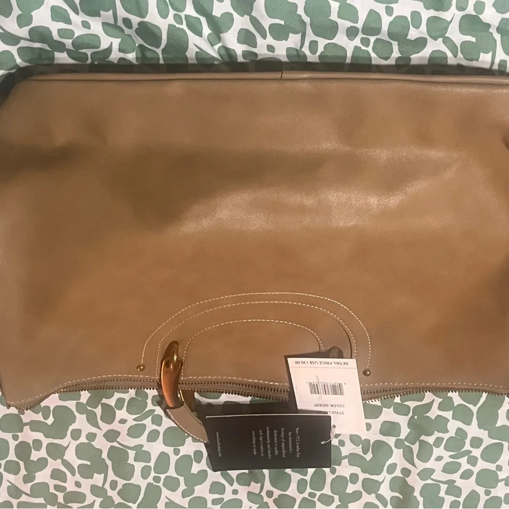 London Fog Classic Tan Laptop Bag